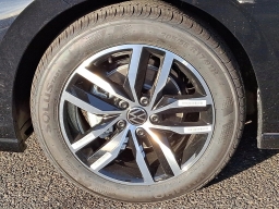 Volkswagen Jetta SE Auto 2026