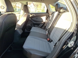 Volkswagen Jetta SE Auto 2026