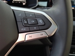 Volkswagen Jetta SE Auto 2026