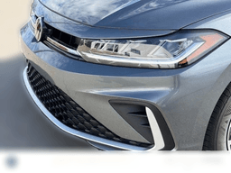 Volkswagen Jetta SE Auto 2026