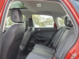 Volkswagen Jetta SE Auto 2026