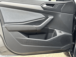 Volkswagen Jetta SE Auto 2026