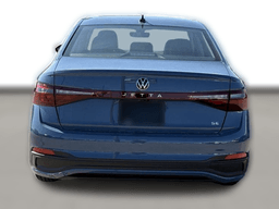 Volkswagen Jetta SE Auto 2026