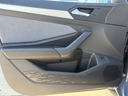 Volkswagen Jetta SE Auto 2026