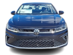 Volkswagen Jetta SE Auto 2026