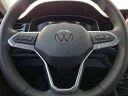 Volkswagen Jetta SE Auto 2026