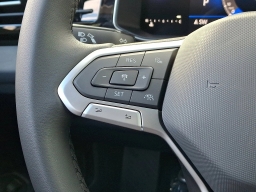 Volkswagen Jetta SE Auto 2026