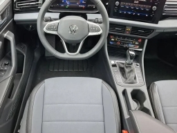 Volkswagen Jetta SE Auto 2026