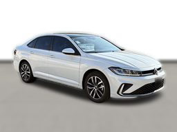 Volkswagen Jetta SE Auto 2026