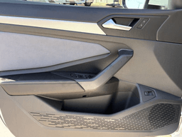 Volkswagen Jetta SE Auto 2026