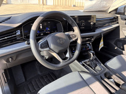 Volkswagen Jetta SE Auto 2026