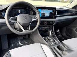 Volkswagen Jetta SE Auto 2026