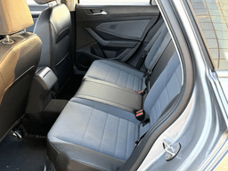 Volkswagen Jetta SE Auto 2026