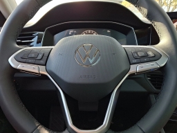 Volkswagen Jetta SE Auto 2026
