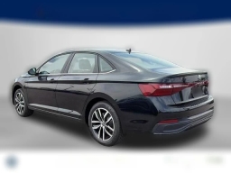 Volkswagen Jetta SE Auto 2026