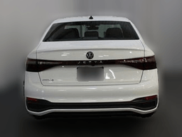 Volkswagen Jetta Sport Auto 2026