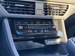 Volkswagen Jetta Sport Auto 2026