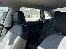 Volkswagen Jetta SE Auto 2025