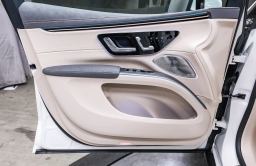 Mercedes-Benz EQS EQS 400 4MATIC SUV 2026