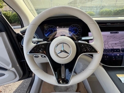 Mercedes-Benz EQS EQS 400 4MATIC SUV 2026