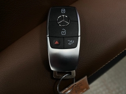 Mercedes-Benz GLE GLE 450 4MATIC SUV 2026