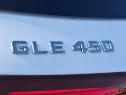 Mercedes-Benz GLE GLE 450 4MATIC SUV 2026