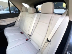 Mercedes-Benz GLE GLE 450 4MATIC SUV 2026