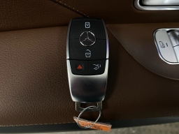 Mercedes-Benz GLE GLE 450 4MATIC SUV 2026