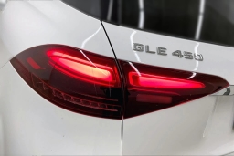 Mercedes-Benz GLE GLE 450 4MATIC SUV 2026