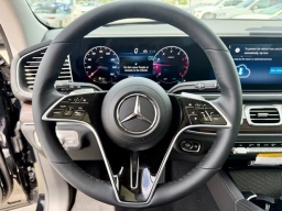 Mercedes-Benz GLS GLS 450 4MATIC SUV 2026