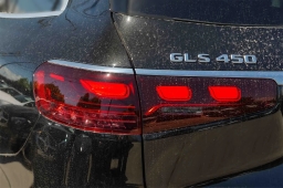 Mercedes-Benz GLS GLS 450 4MATIC SUV 2026