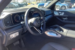 Mercedes-Benz GLS GLS 450 4MATIC SUV 2026