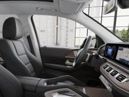 Mercedes-Benz GLS GLS 450 4MATIC SUV 2026