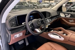 Mercedes-Benz GLS GLS 450 4MATIC SUV 2026