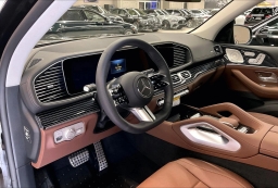 Mercedes-Benz GLS GLS 450 4MATIC SUV 2026