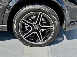 Mercedes-Benz GLS GLS 450 4MATIC SUV 2026