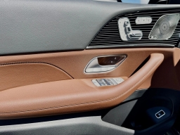 Mercedes-Benz GLS GLS 450 4MATIC SUV 2026