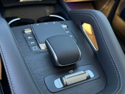 Mercedes-Benz GLS GLS 450 4MATIC SUV 2026