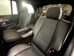 Mercedes-Benz GLS GLS 450 4MATIC SUV 2025