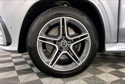 Mercedes-Benz GLS GLS 450 4MATIC SUV 2025