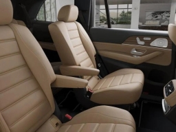 Mercedes-Benz GLS GLS 450 4MATIC SUV 2026