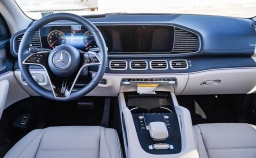 Mercedes-Benz GLS GLS 450 4MATIC SUV 2026
