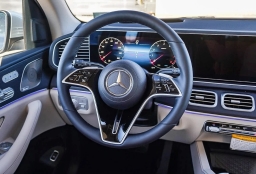Mercedes-Benz GLS GLS 450 4MATIC SUV 2026