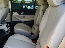 Mercedes-Benz GLS GLS 450 4MATIC SUV 2026