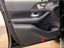 Mercedes-Benz GLS GLS 450 4MATIC SUV 2026