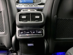 Mercedes-Benz GLS GLS 450 4MATIC SUV 2026