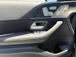Mercedes-Benz GLS GLS 450 4MATIC SUV 2026