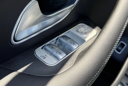 Mercedes-Benz GLS GLS 450 4MATIC SUV 2026