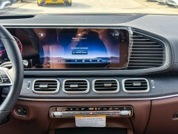 Mercedes-Benz GLS GLS 450 4MATIC SUV 2026