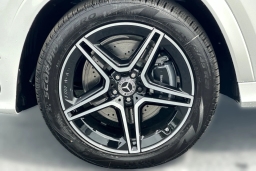 Mercedes-Benz GLS GLS 450 4MATIC SUV 2026